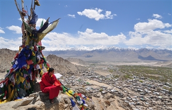 Complete Ladakh Tour 6 N / 7 Days
